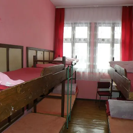 Szkolne Schronisko Mlodziezowe Zloty Widok Hostel
