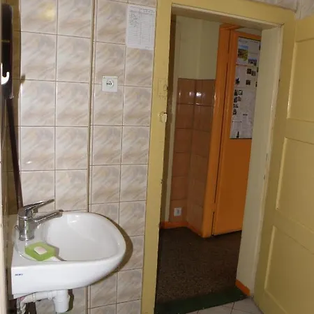 Szkolne Schronisko Mlodziezowe Zloty Widok Hostel Piechowice (Karkonosze)