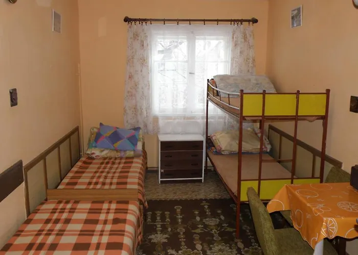 ホステル Szkolne Schronisko Mlodziezowe Zloty Widok