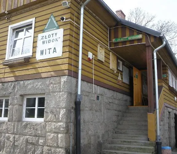Szkolne Schronisko Mlodziezowe Zloty Widok