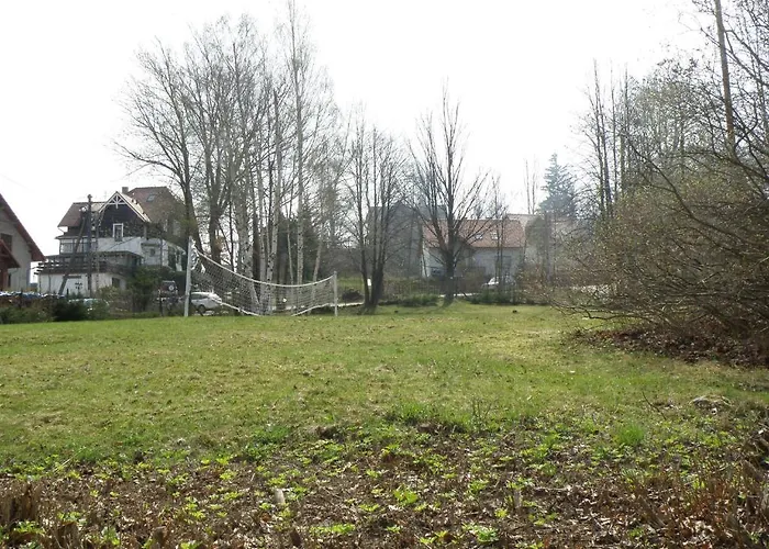 ホステル Szkolne Schronisko Mlodziezowe Zloty Widok ピエホビツェ